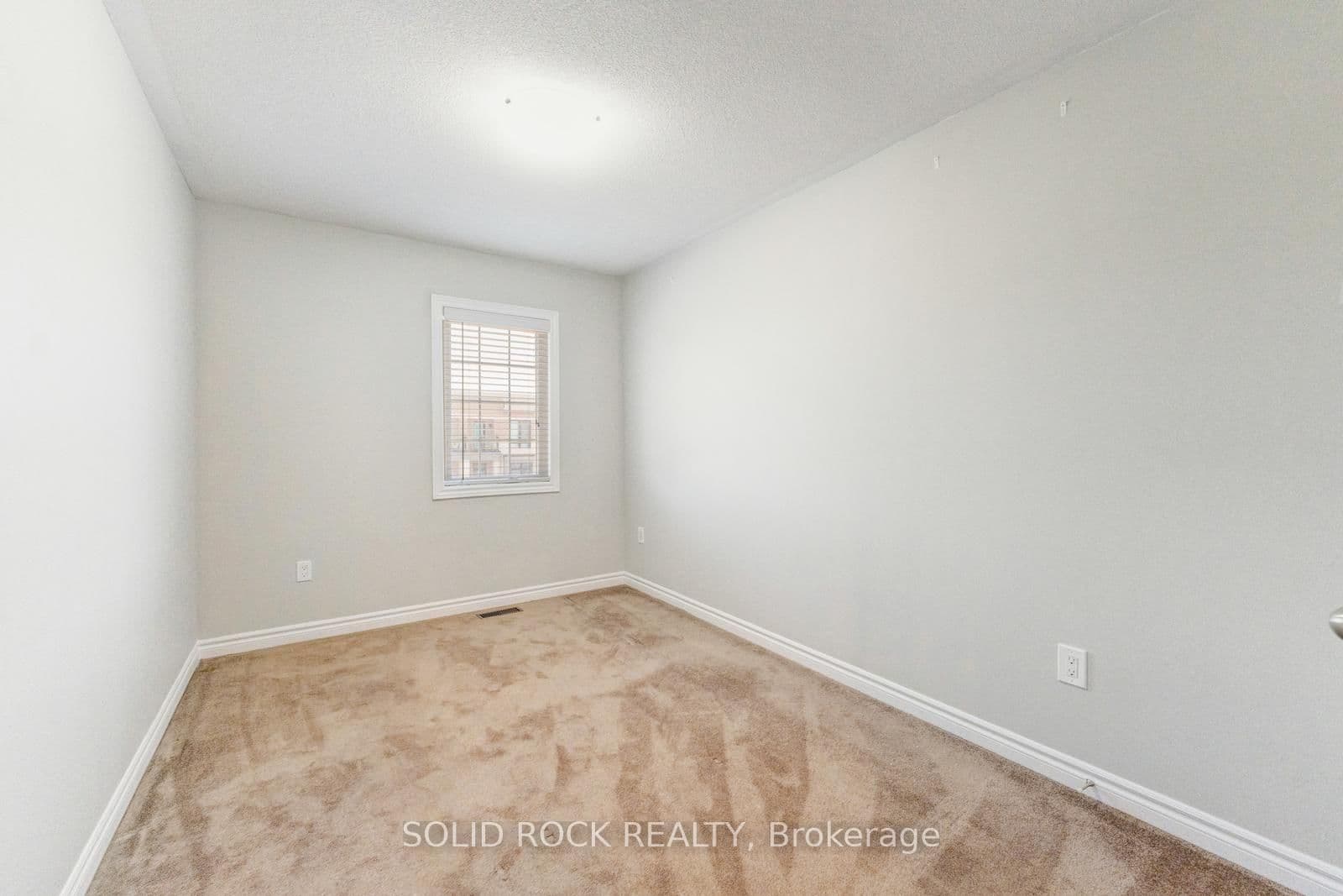 142 Farooq Boulevard S thumbnail 28