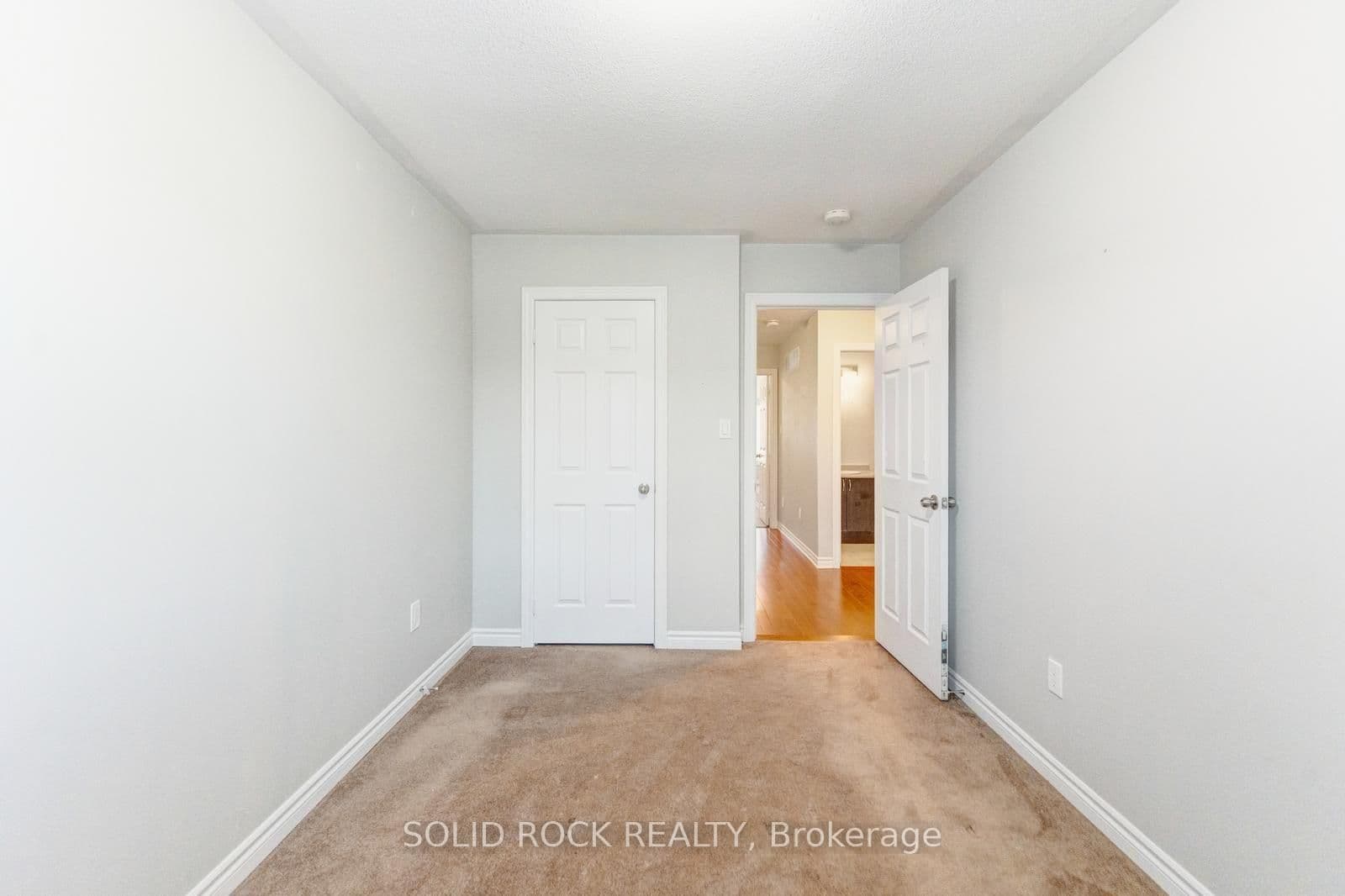 142 Farooq Boulevard S thumbnail 29