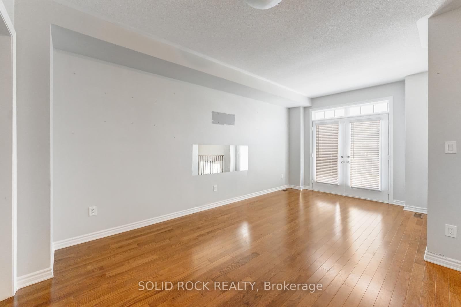 142 Farooq Boulevard S thumbnail 6
