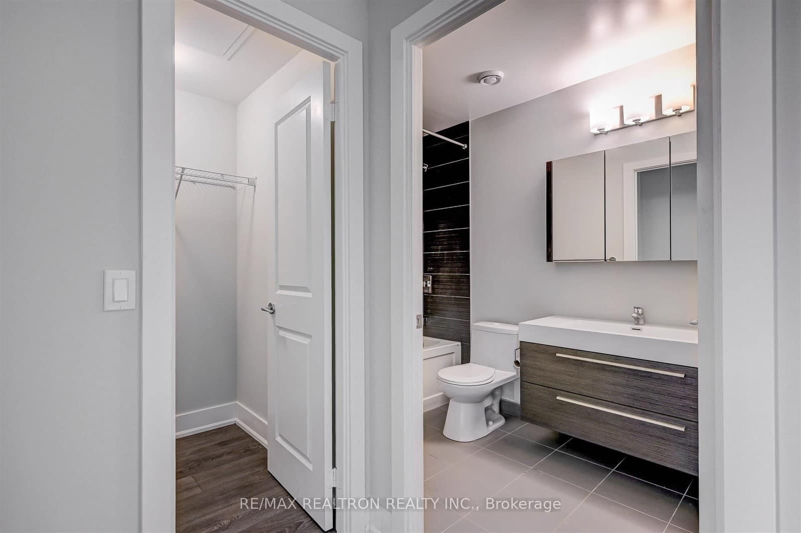 180 Enterprise Boulevard, Unit 809 thumbnail 19