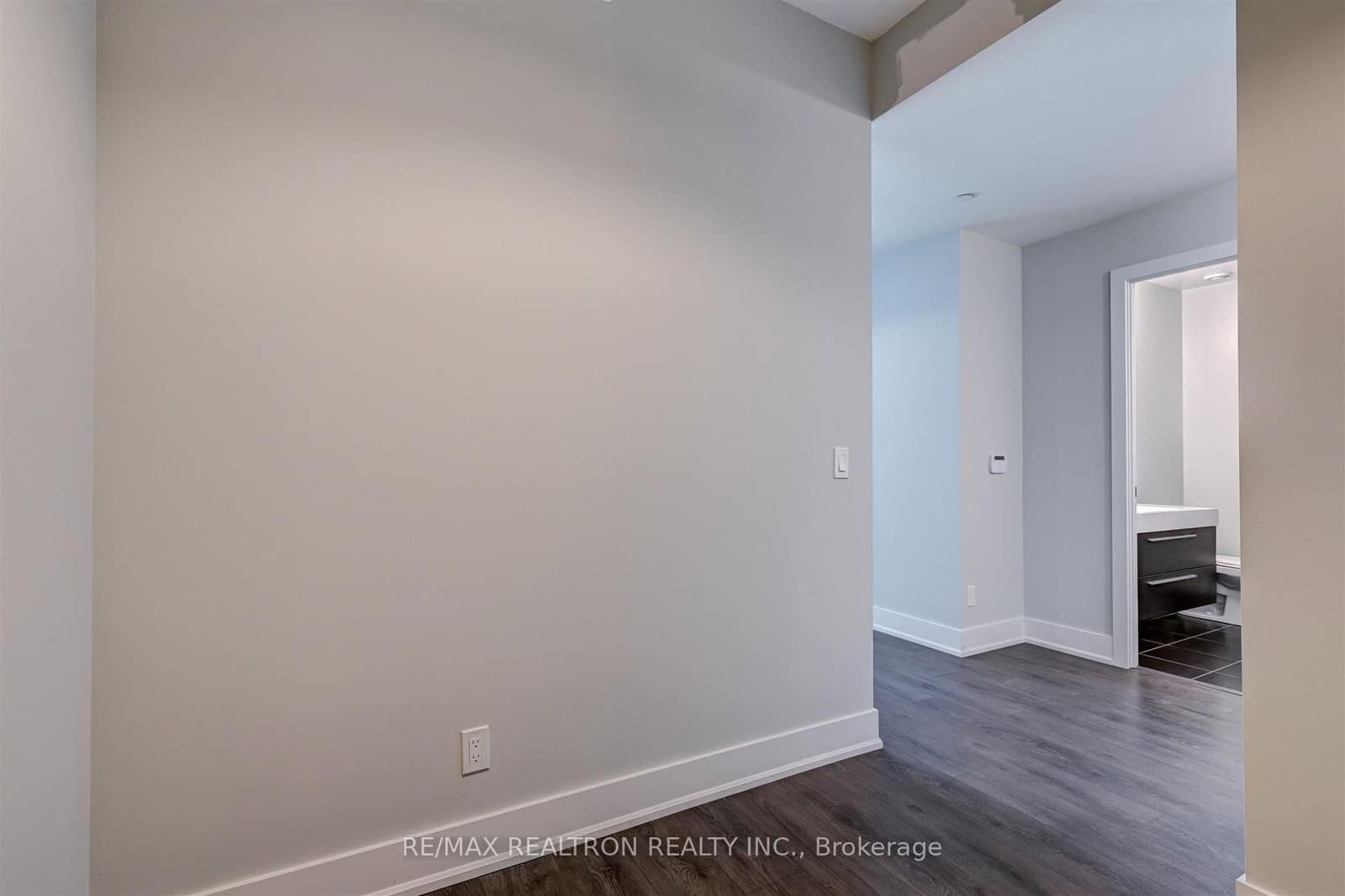 180 Enterprise Boulevard, Unit 809 thumbnail 20