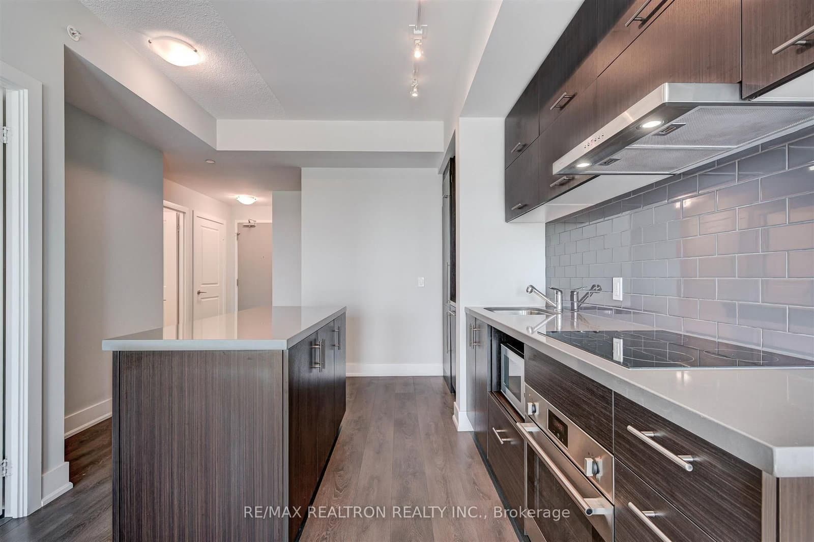 180 Enterprise Boulevard, Unit 809 thumbnail 9