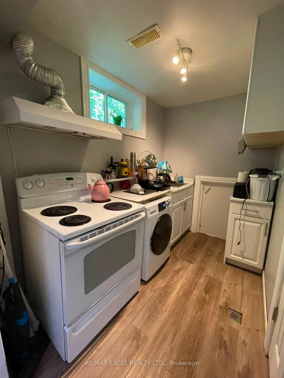 23 Algonquin Crescent, Unit Basement thumbnail 9
