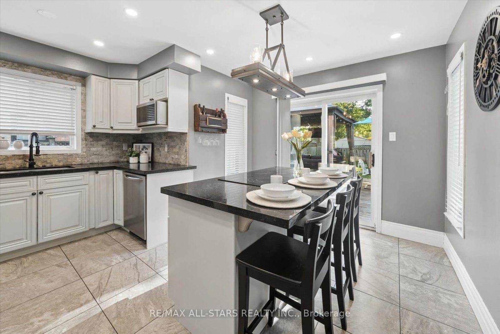 36 Burnaby Drive thumbnail 13