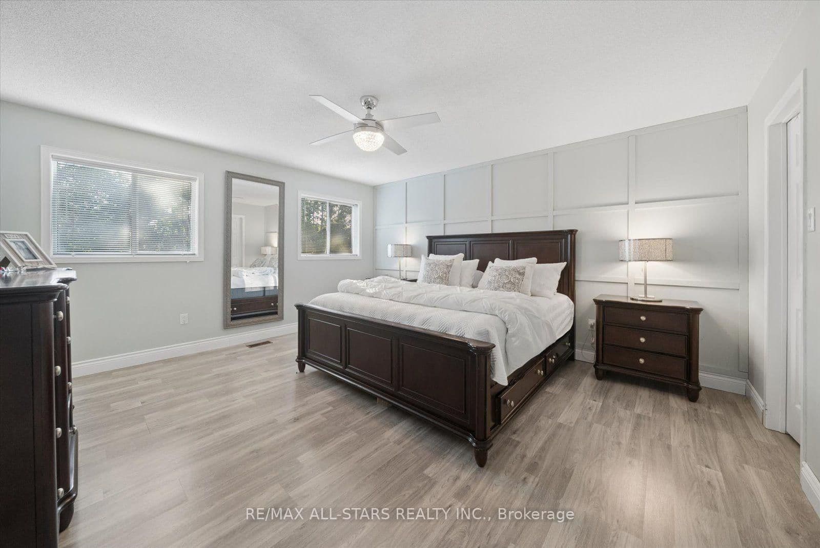 36 Burnaby Drive thumbnail 19