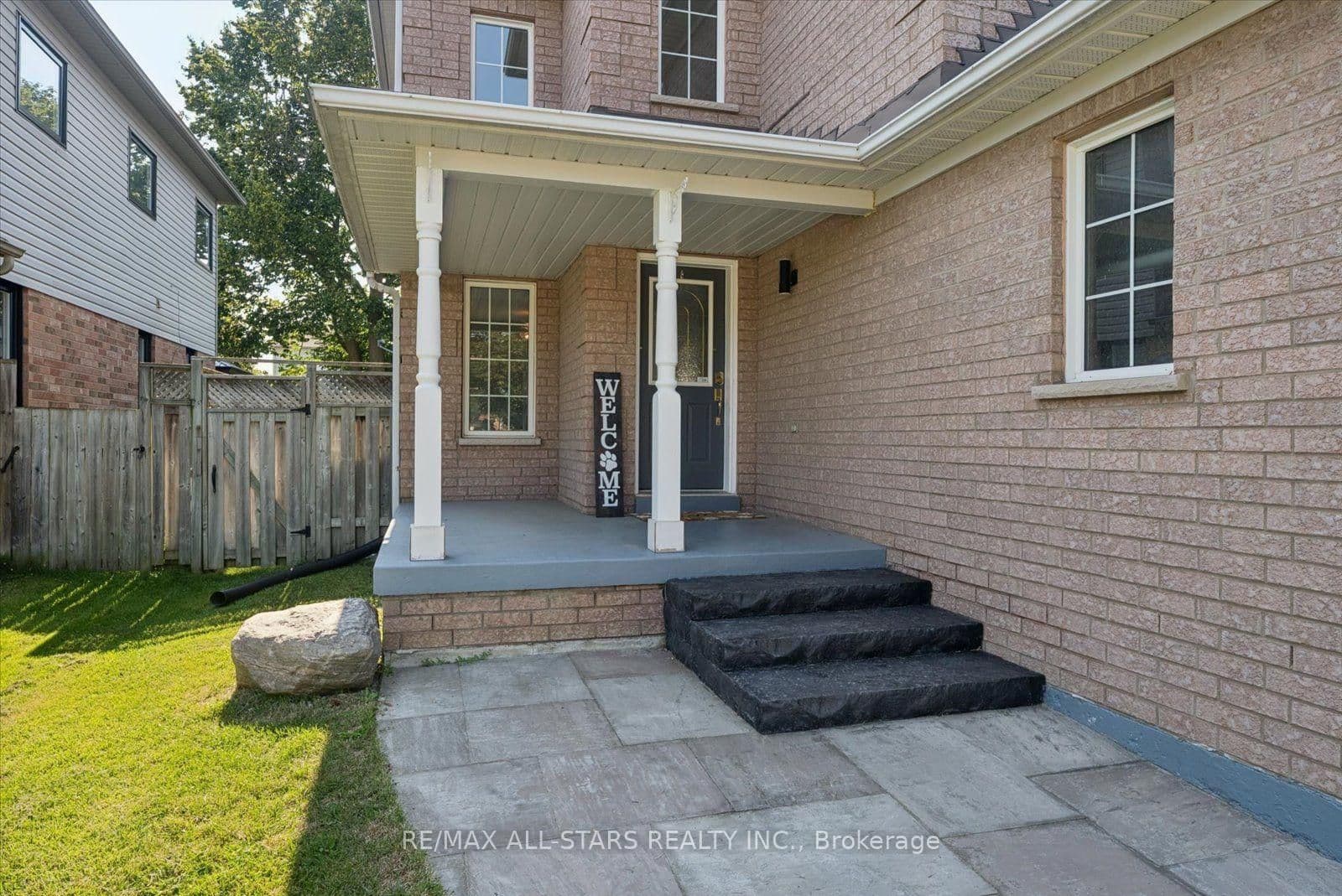36 Burnaby Drive thumbnail 3