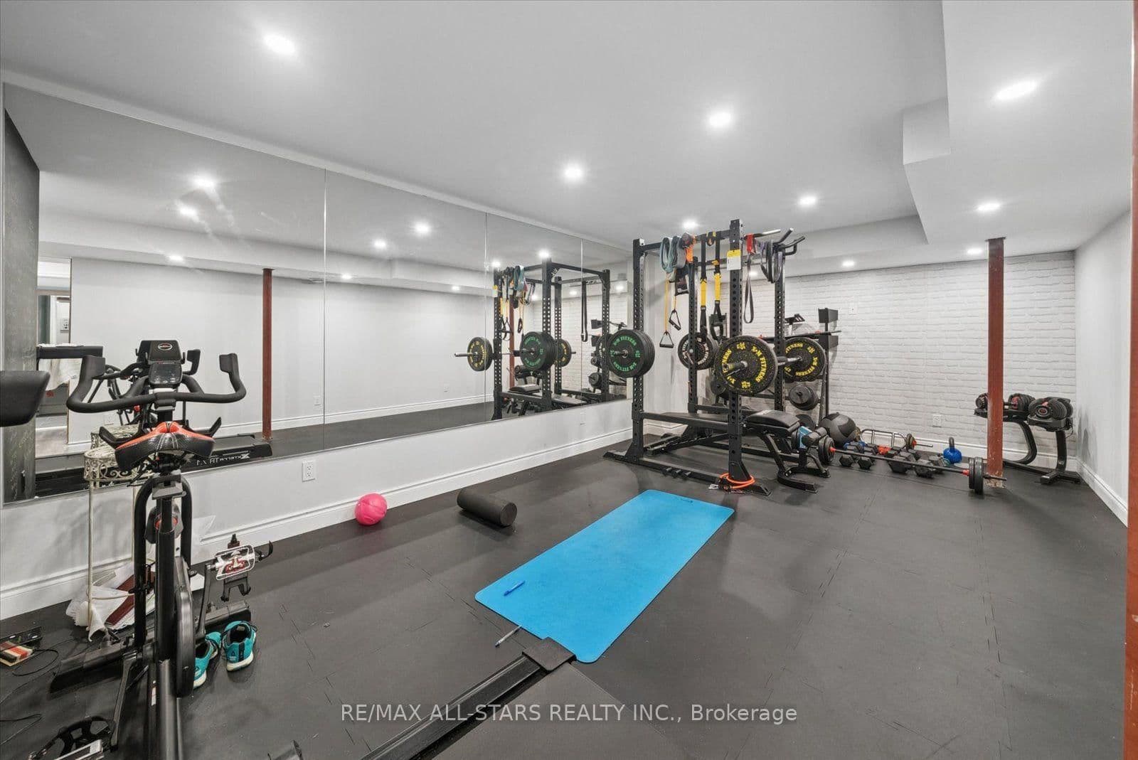 36 Burnaby Drive thumbnail 33