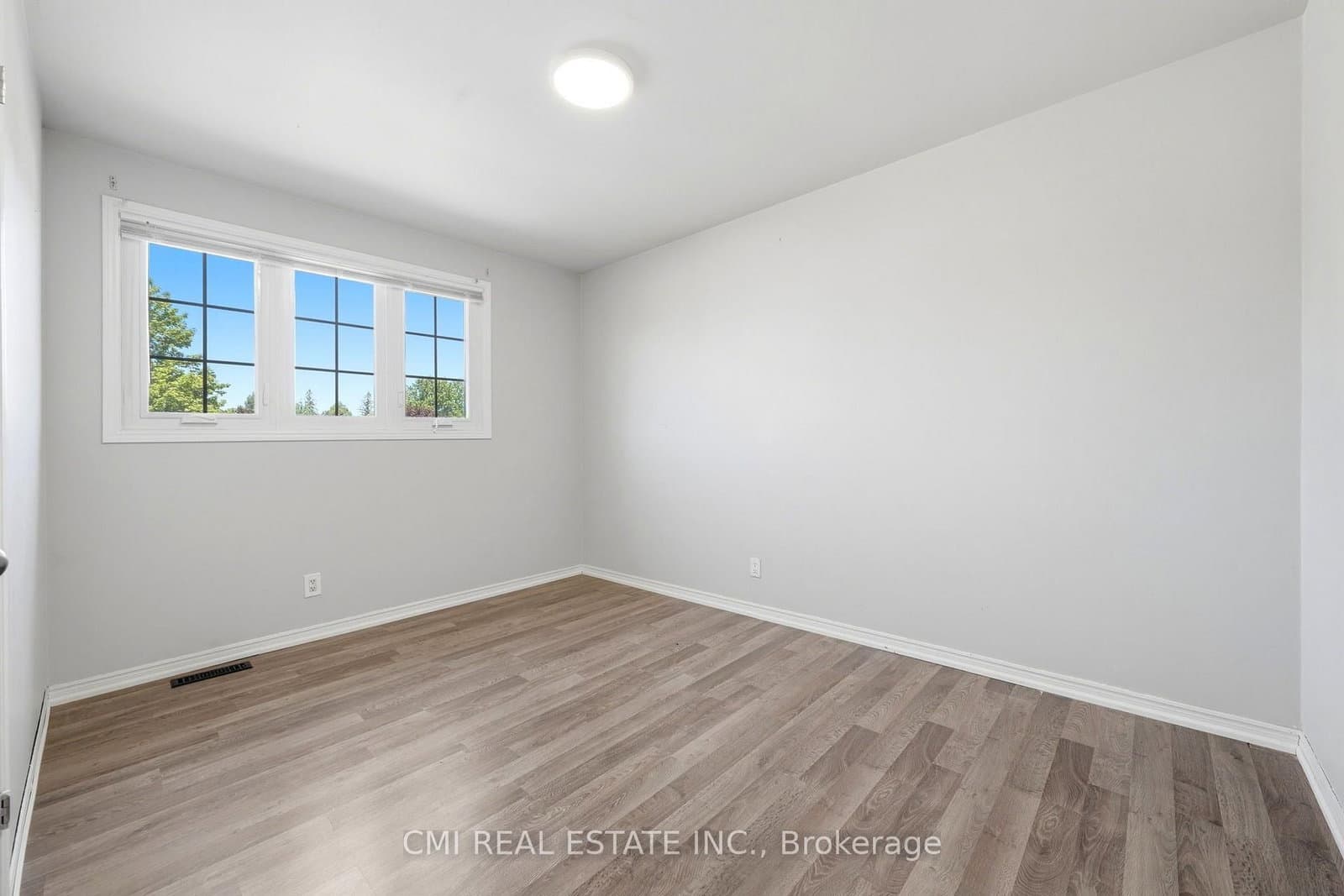 39 Camrose Drive thumbnail 21