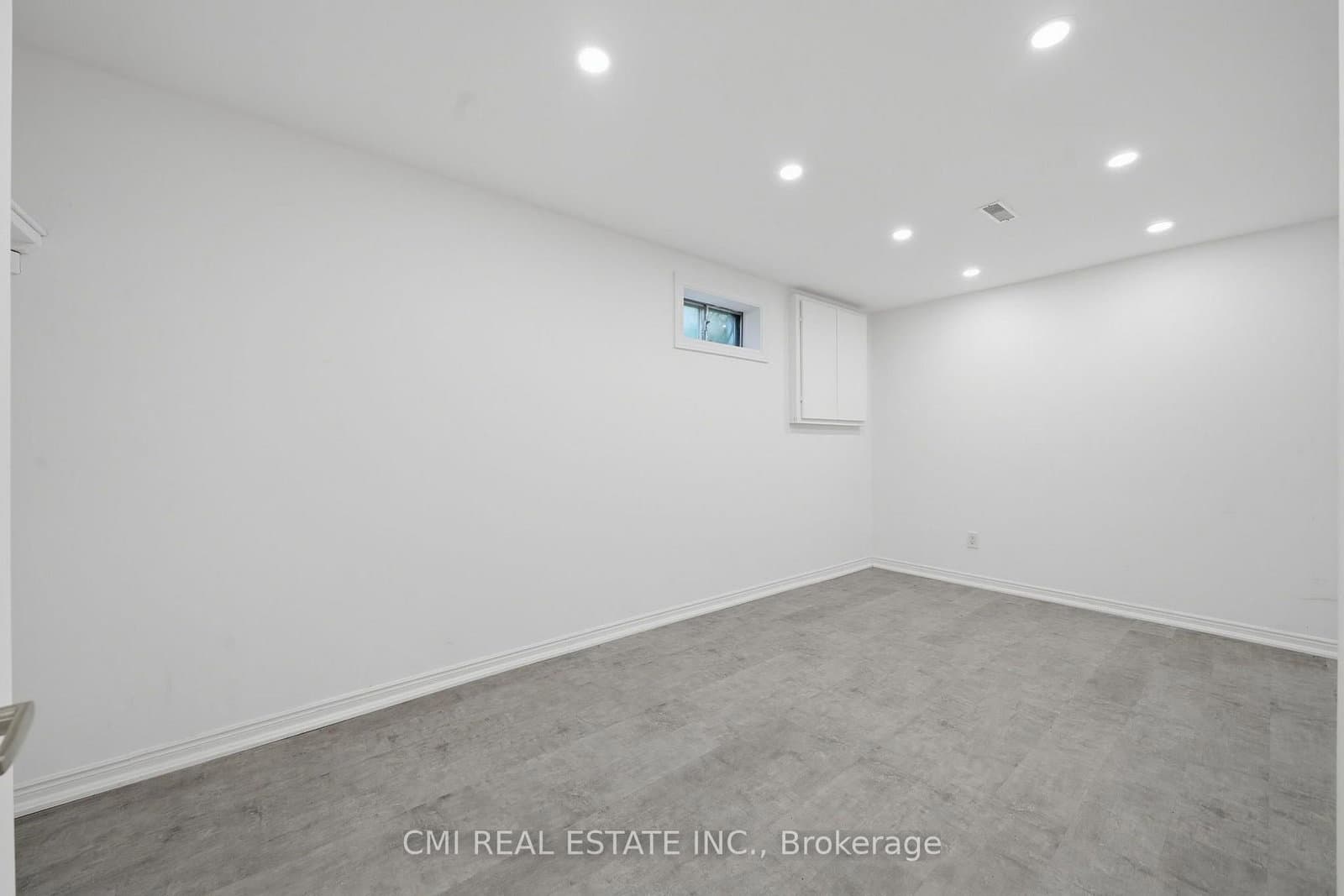 39 Camrose Drive thumbnail 31