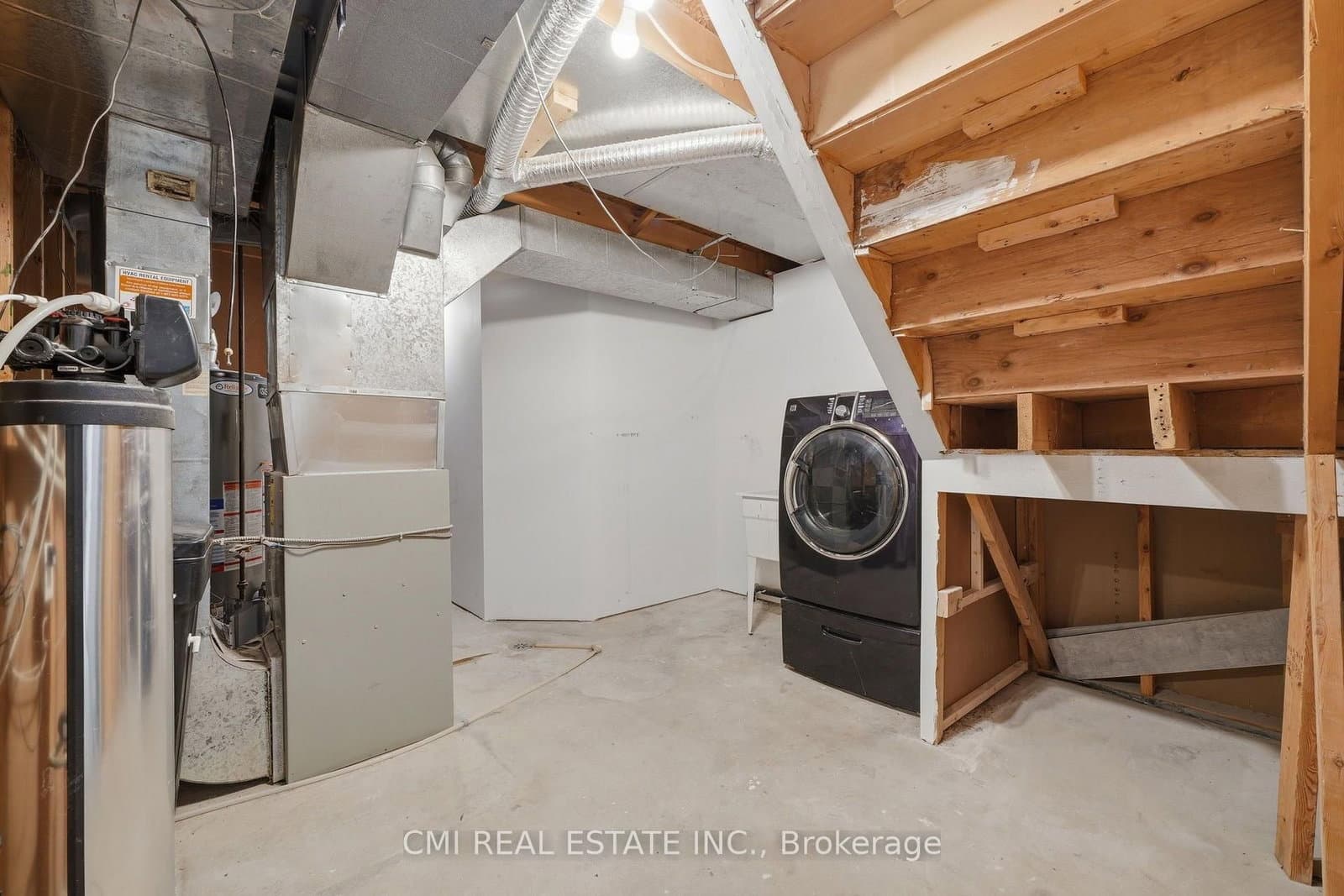 39 Camrose Drive thumbnail 37