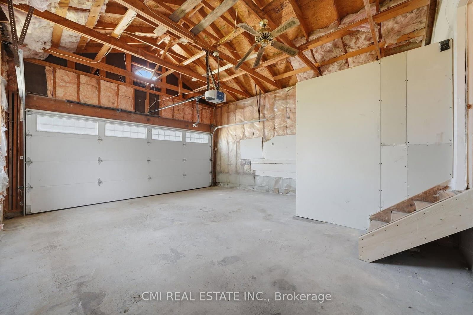 39 Camrose Drive thumbnail 38