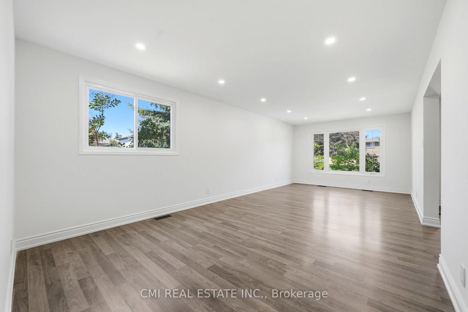 39 Camrose Drive thumbnail 7