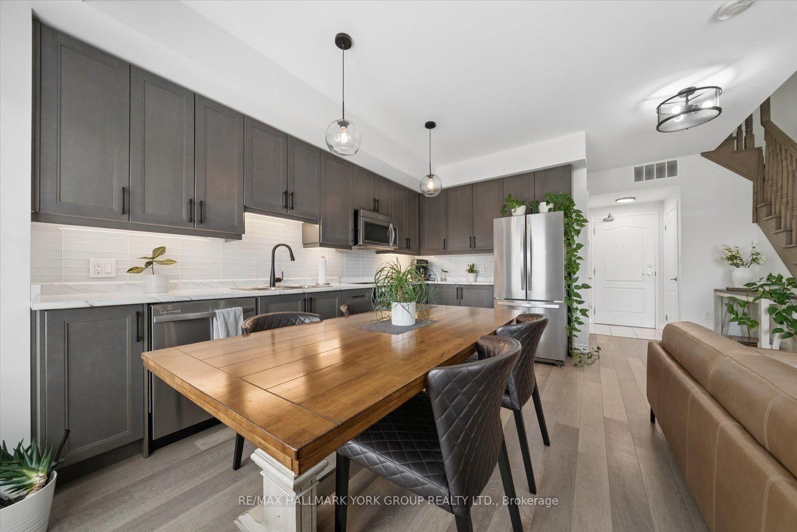 3905 Major Mackenzie Drive, Unit 203 thumbnail 8