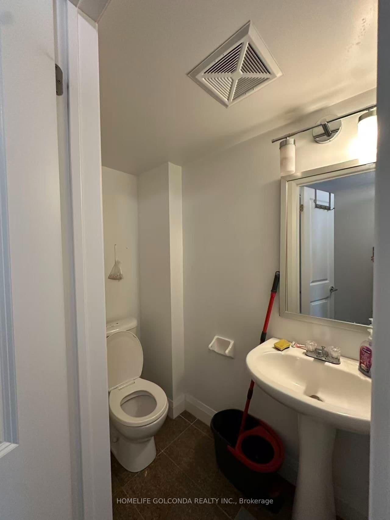322 John Street, Unit 132 thumbnail 5