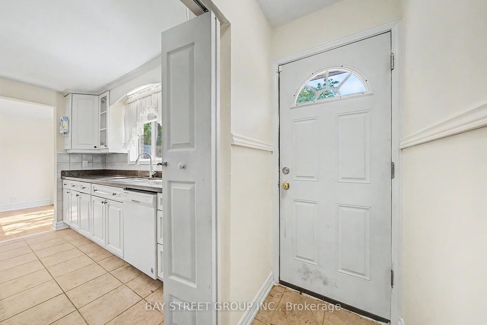 32 Alanadale Avenue thumbnail 16