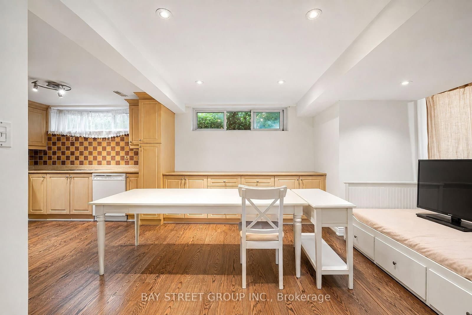 32 Alanadale Avenue thumbnail 26