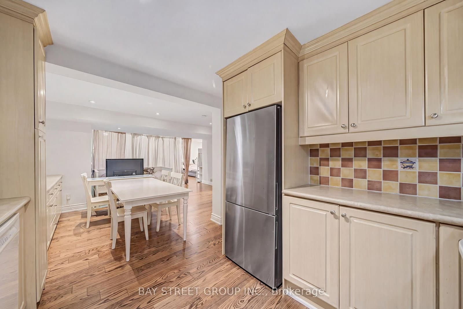 32 Alanadale Avenue thumbnail 27
