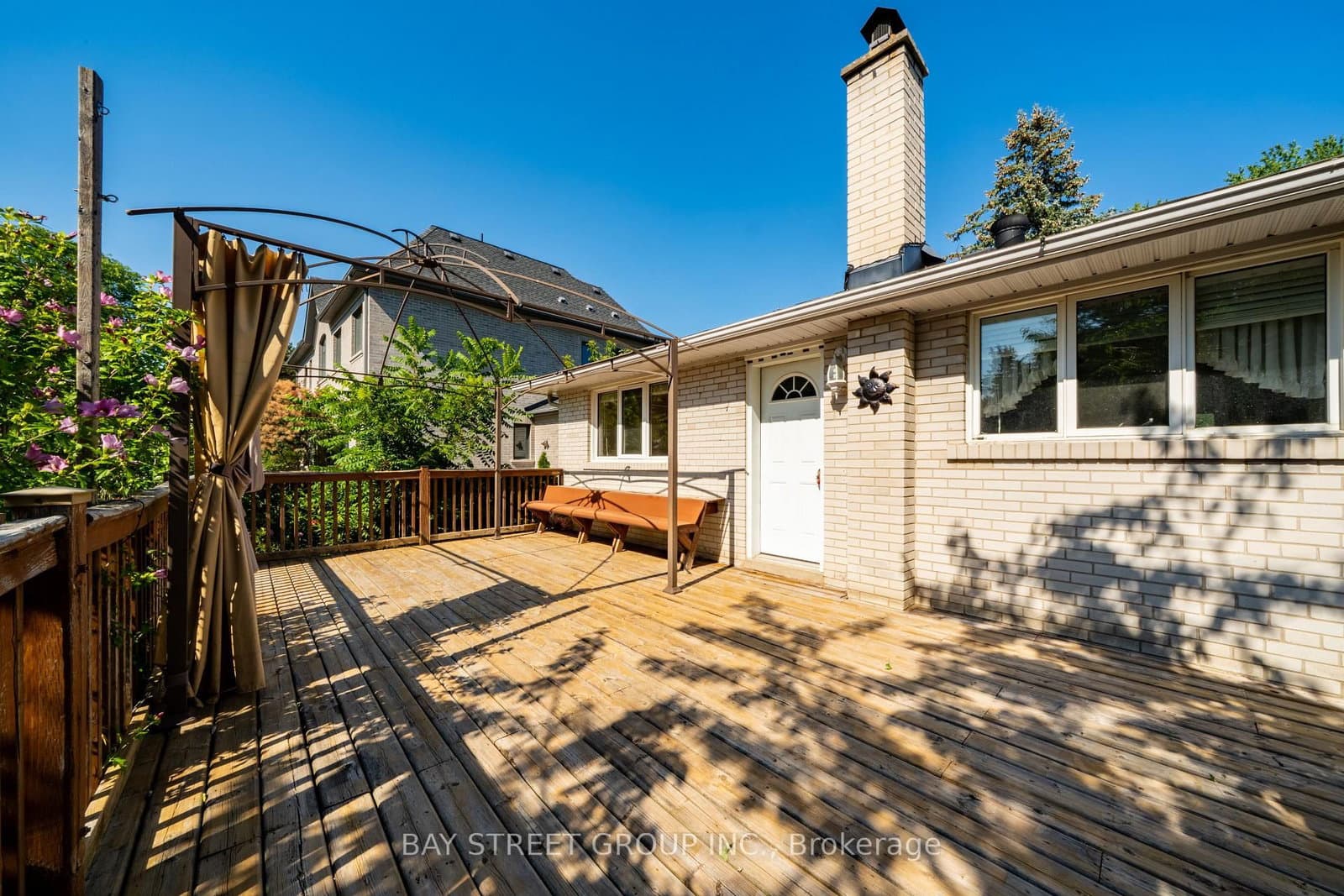 32 Alanadale Avenue thumbnail 37