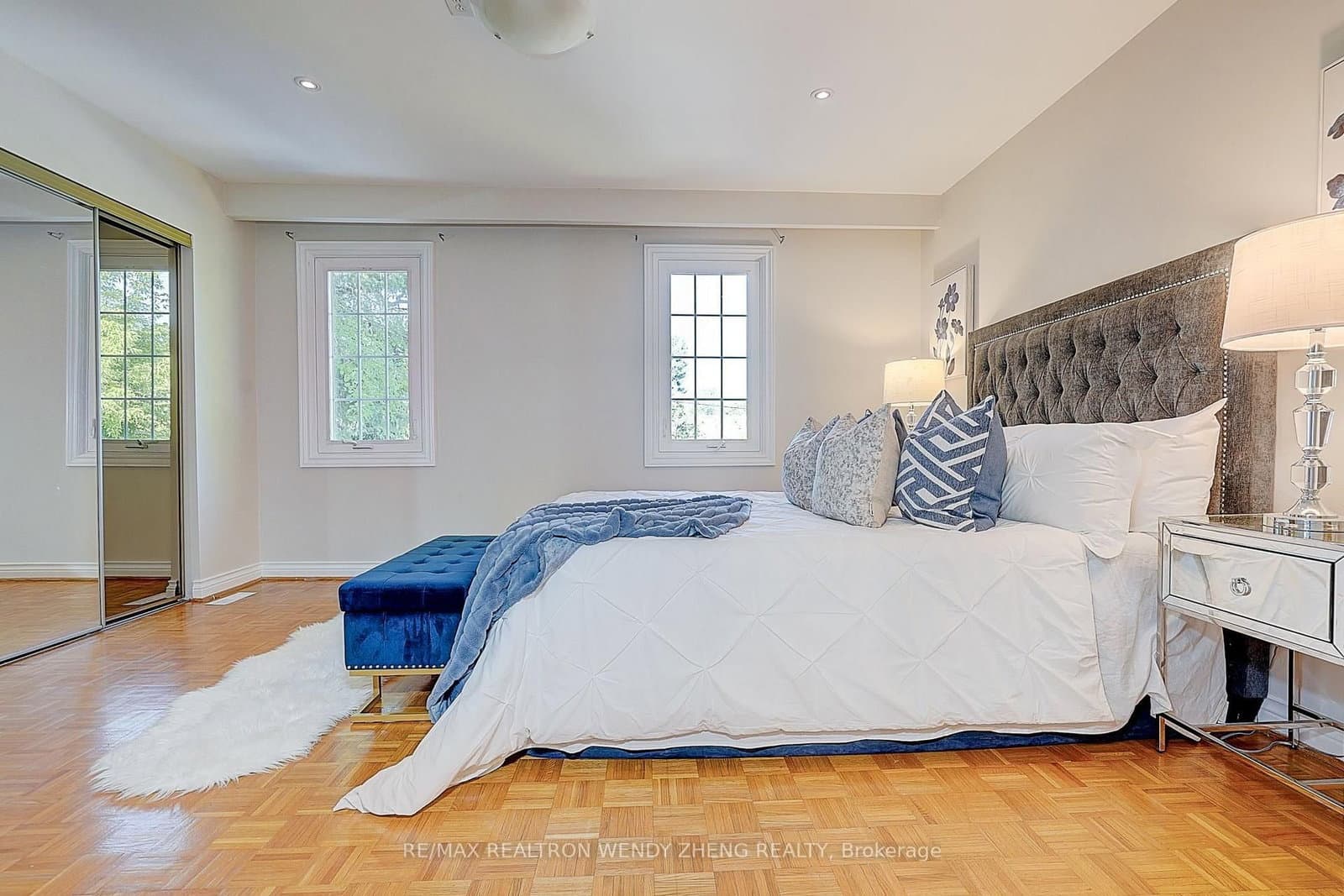 118 Henderson Avenue thumbnail 25