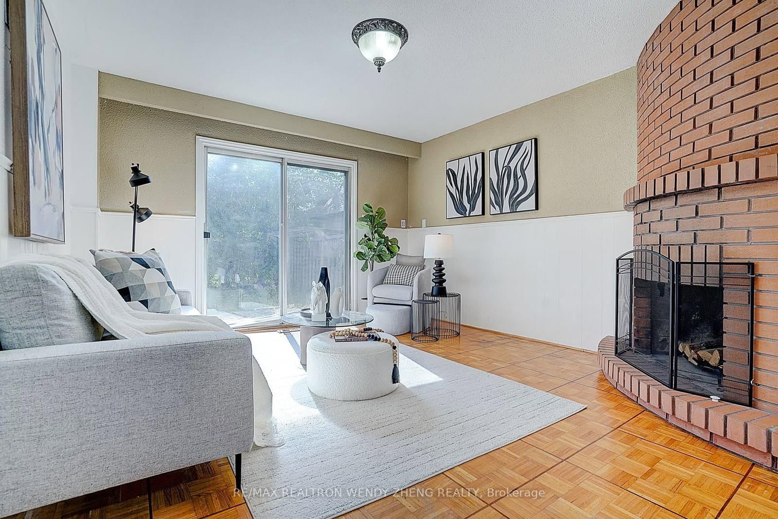 118 Henderson Avenue thumbnail 28