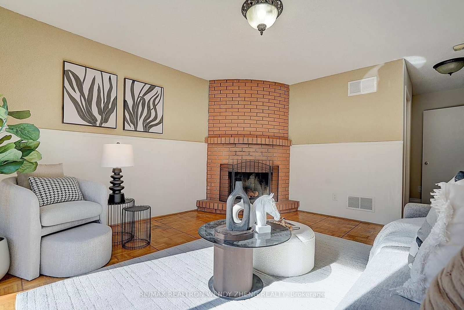 118 Henderson Avenue thumbnail 29
