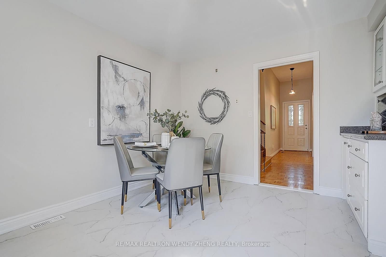 118 Henderson Avenue thumbnail 9