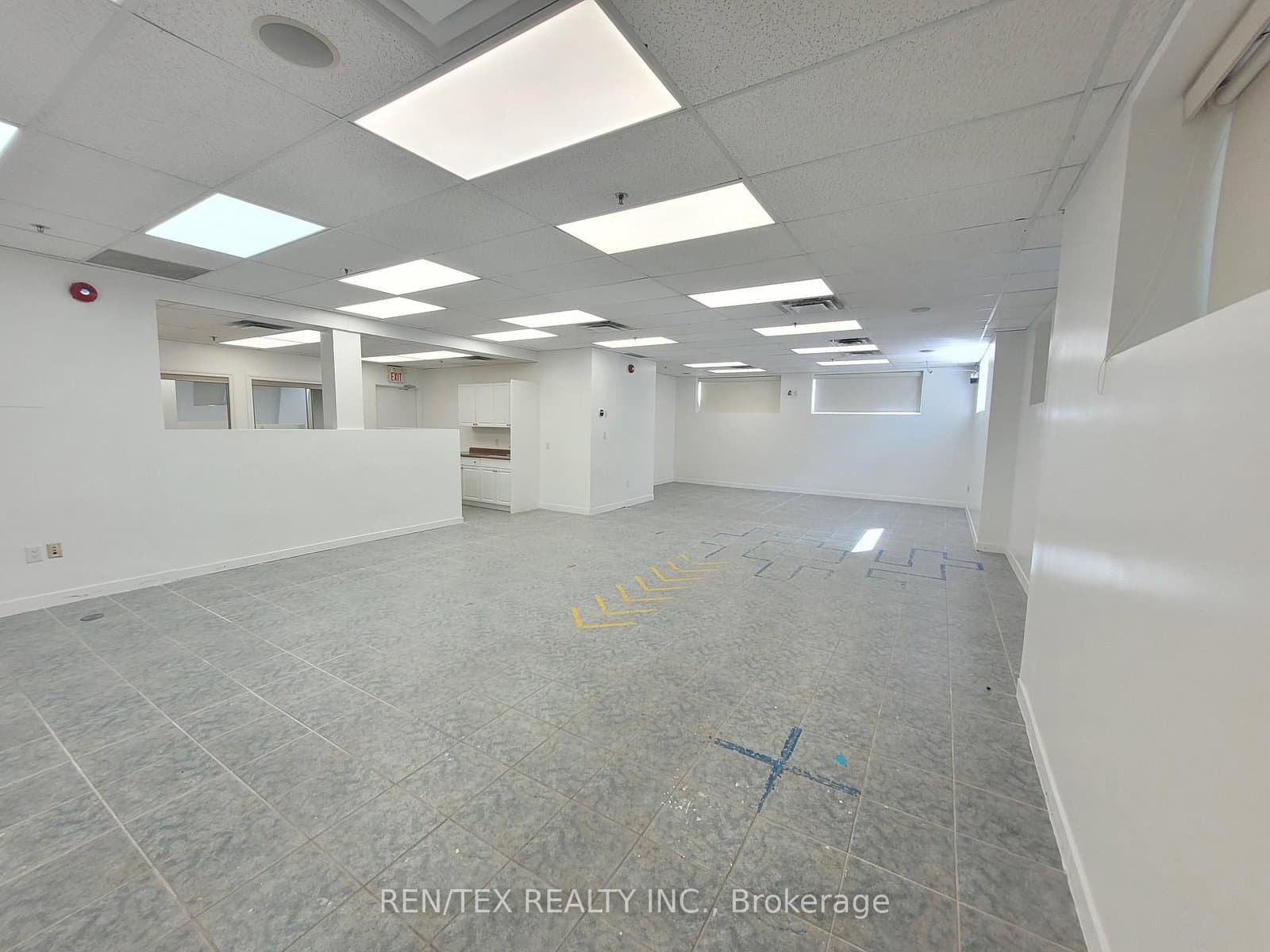 9565 Weston Road, Unit L01 thumbnail 4