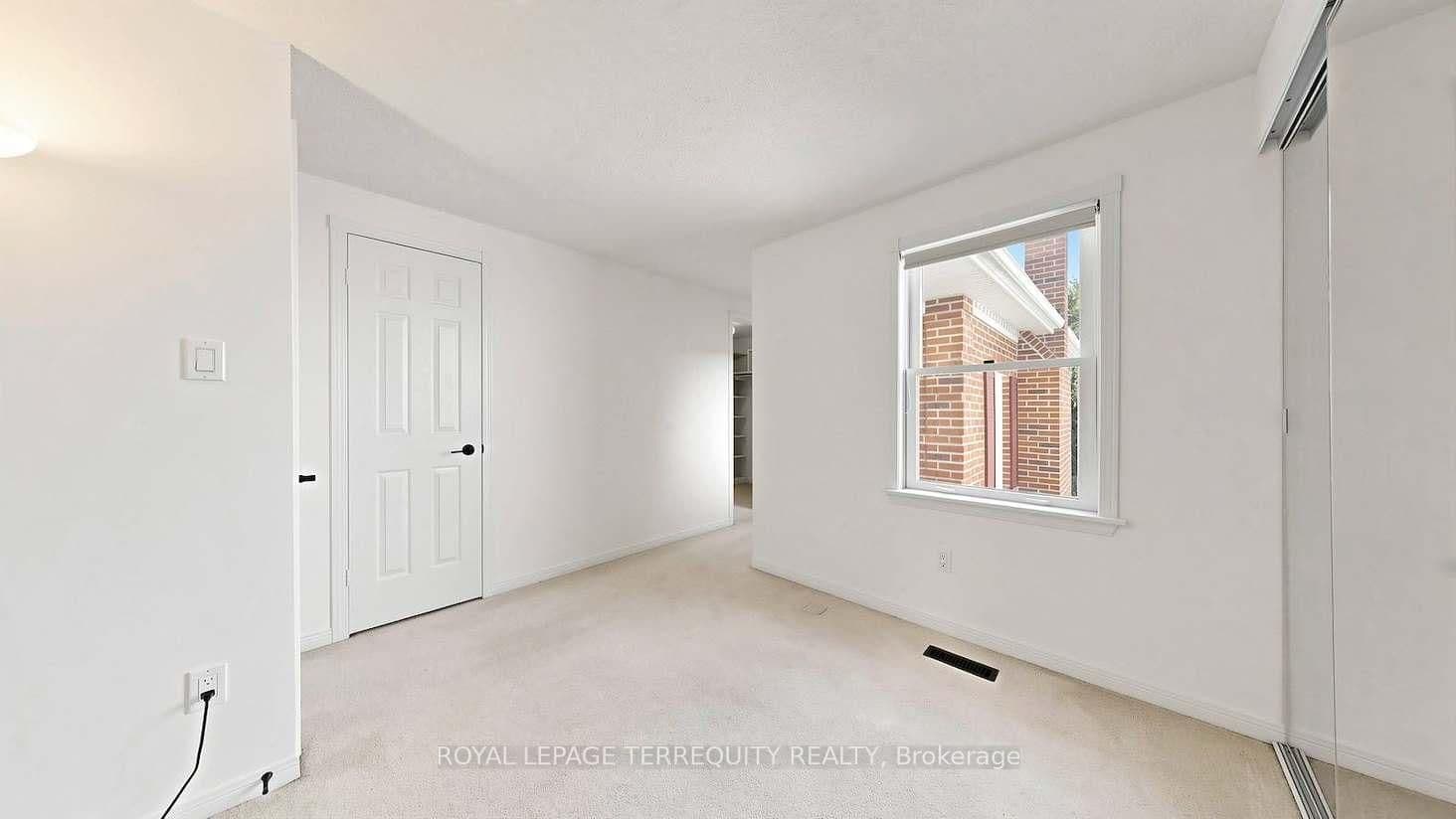95 Confederation Way, Unit #64 thumbnail 22