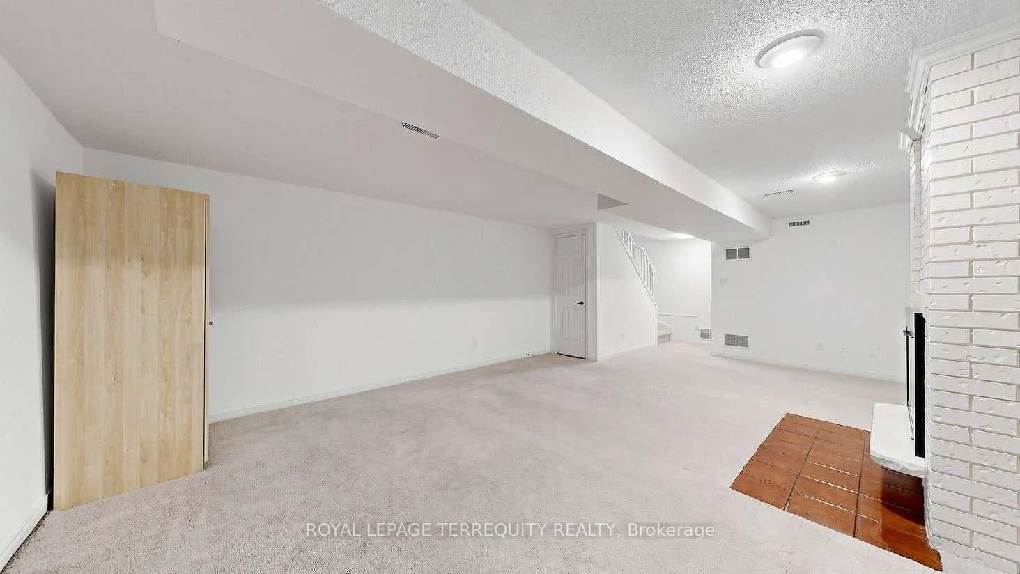 95 Confederation Way, Unit #64 thumbnail 40