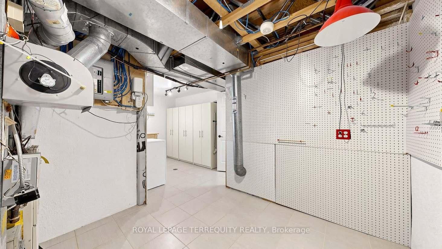 95 Confederation Way, Unit #64 thumbnail 43