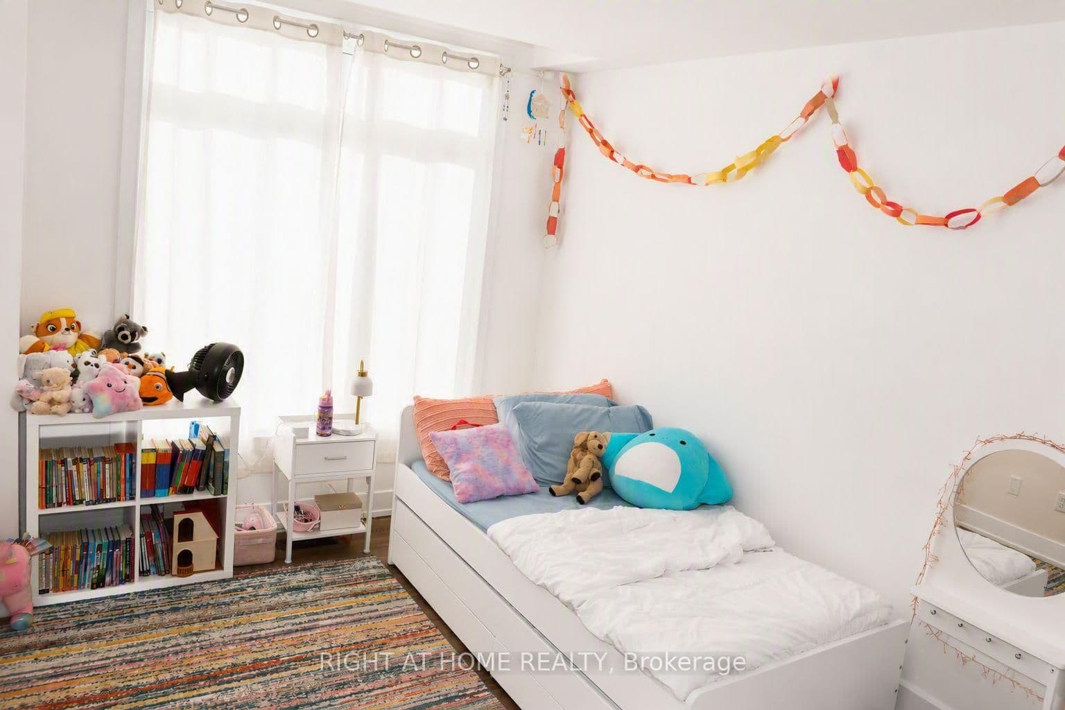 11707 Tenth Line, Unit Upper thumbnail 14