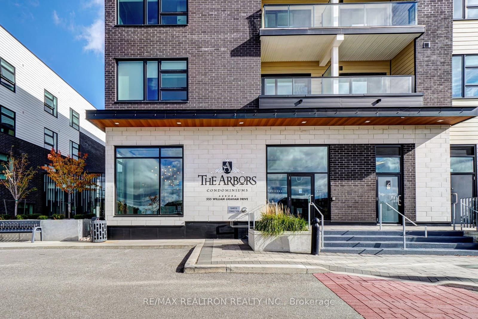 555 William Graham Drive, Unit 331 thumbnail 2