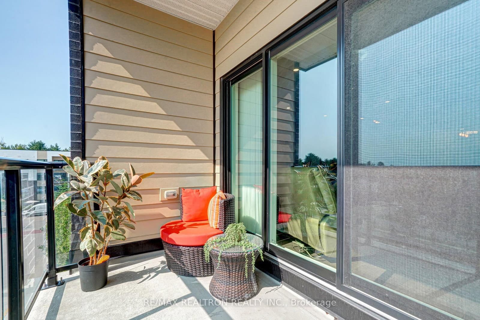 555 William Graham Drive, Unit 331 thumbnail 22