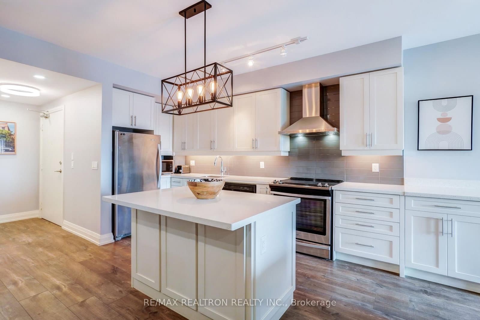 555 William Graham Drive, Unit 331 thumbnail 7