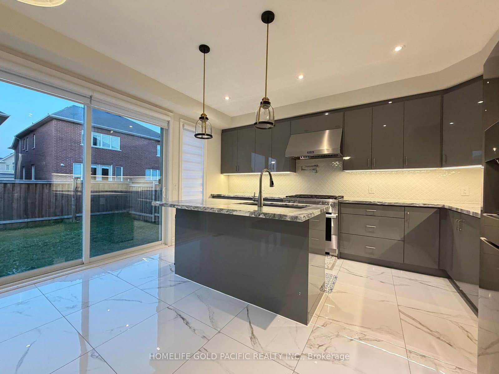 46 Haskins Crescent thumbnail 19