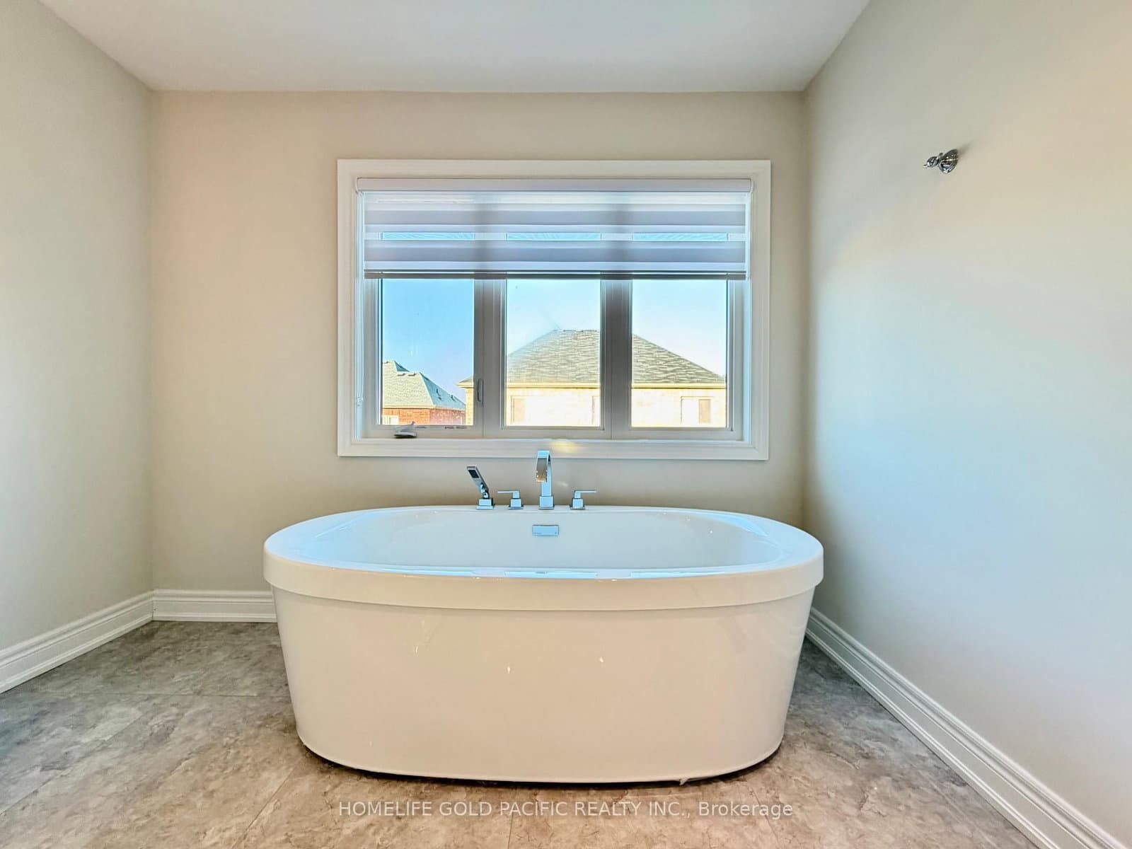 46 Haskins Crescent thumbnail 29