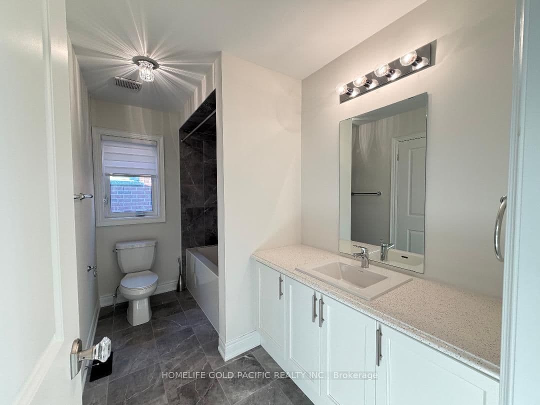 46 Haskins Crescent thumbnail 35