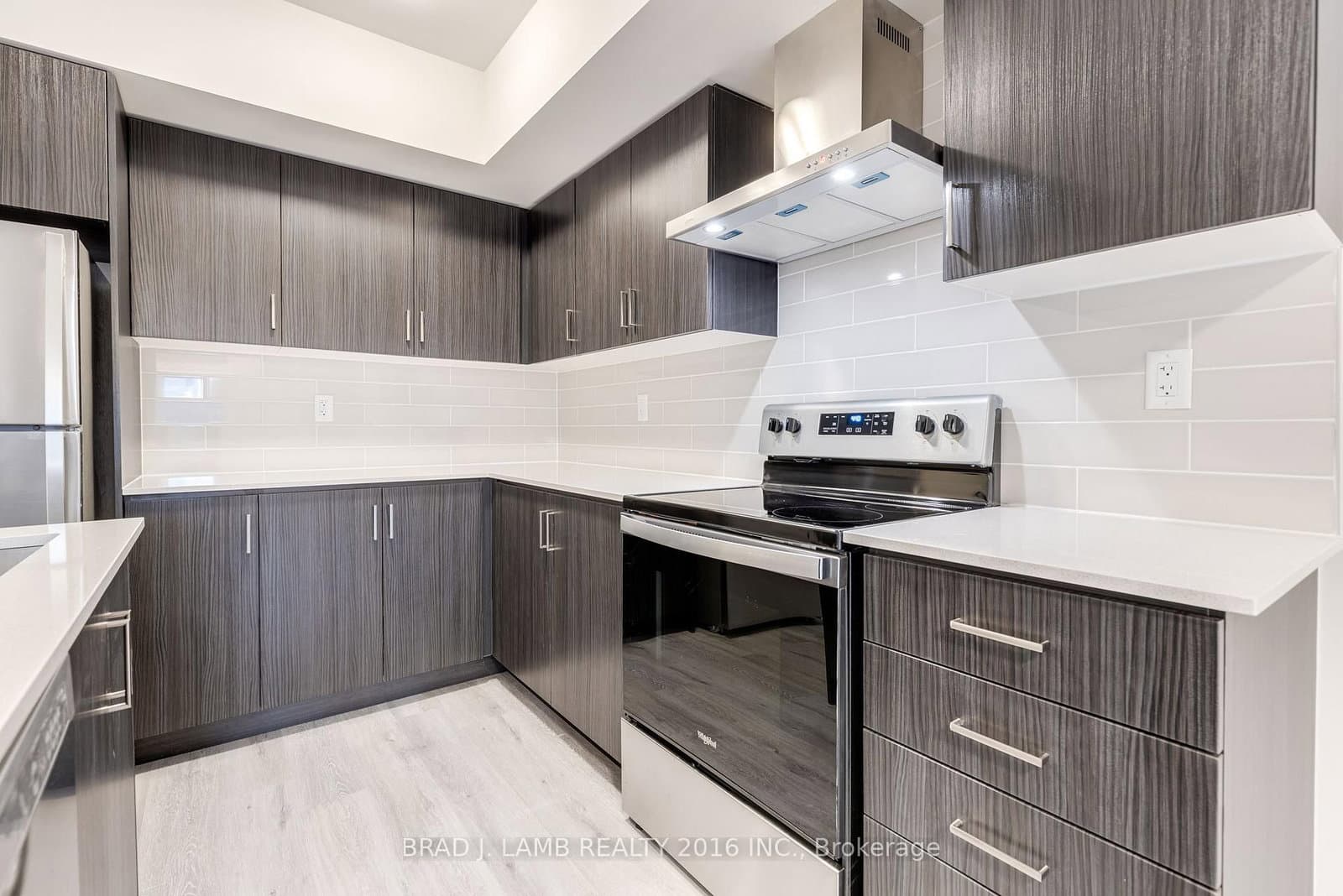 58 Elizabeth Street S, Unit 2106 thumbnail 5