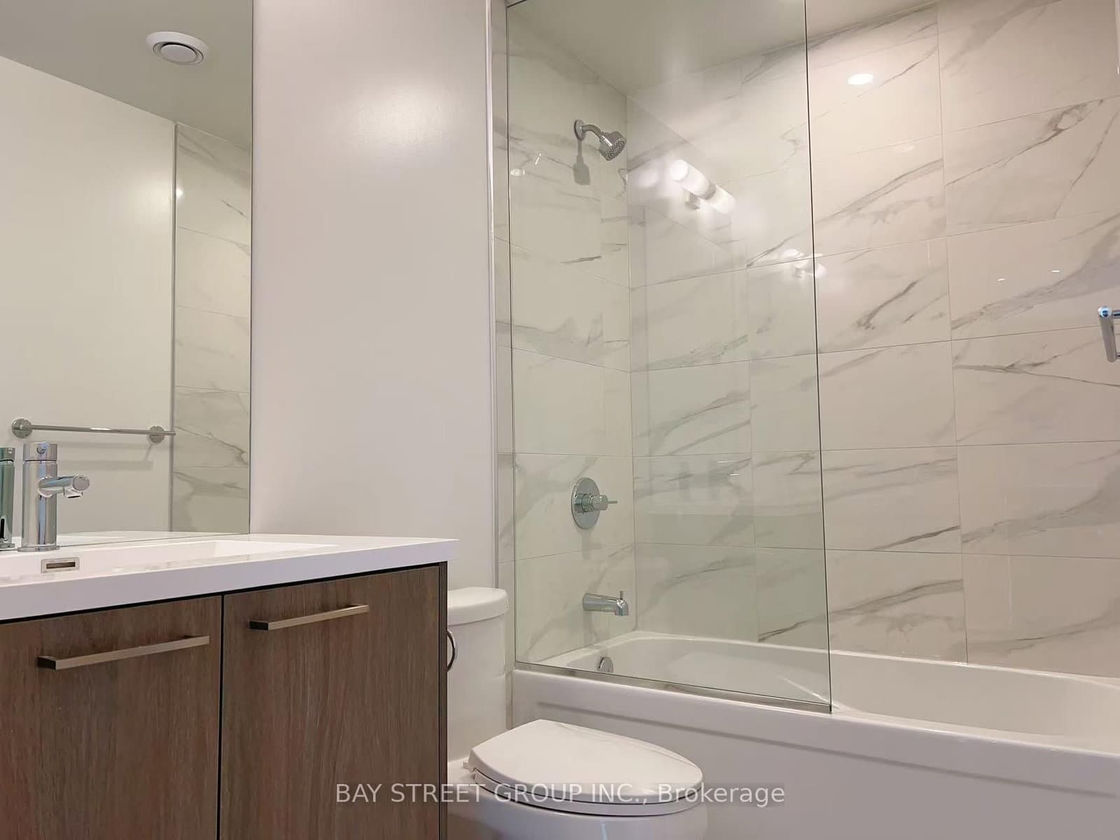 28 Interchange Way, Unit 4208 thumbnail 8