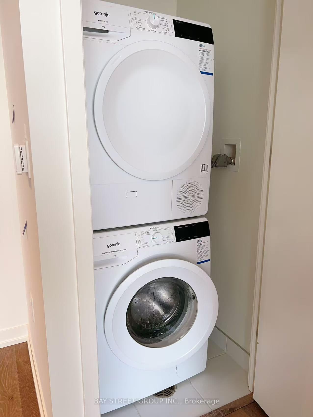28 Interchange Way, Unit 4208 thumbnail 9