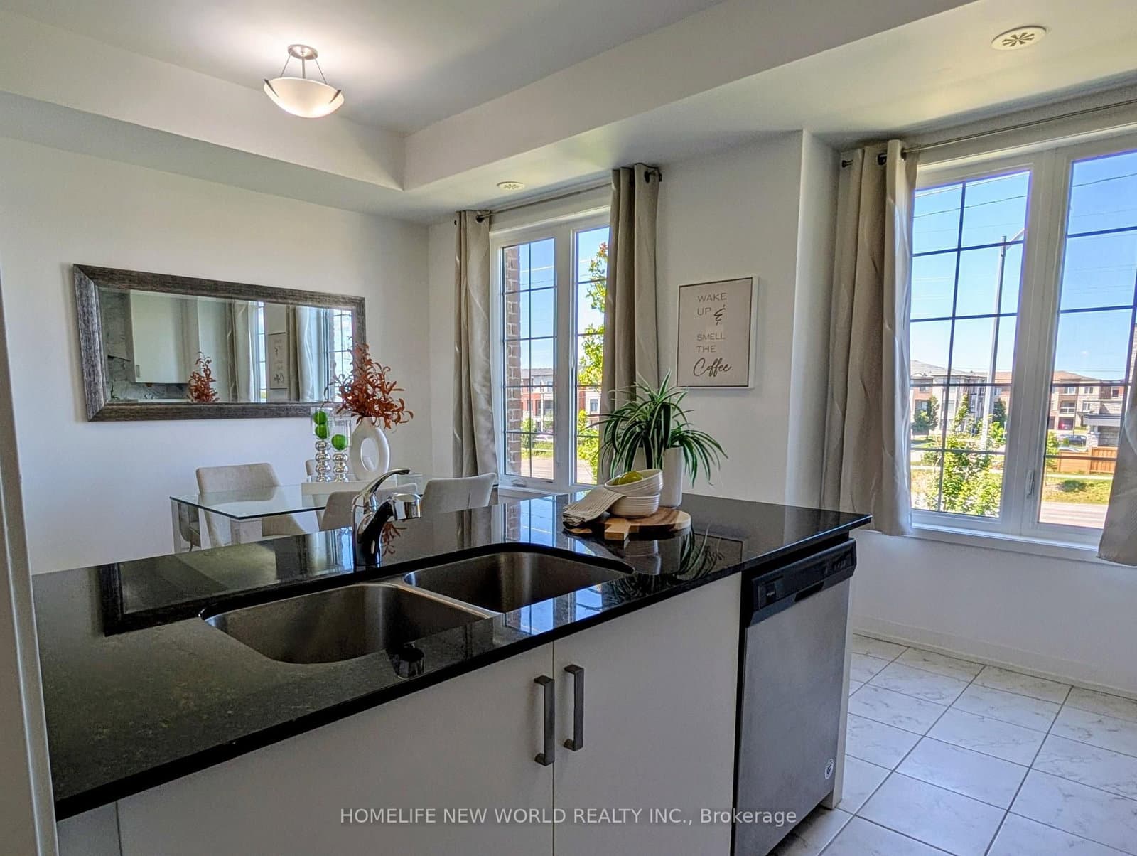 257 Harding Park Street thumbnail 9