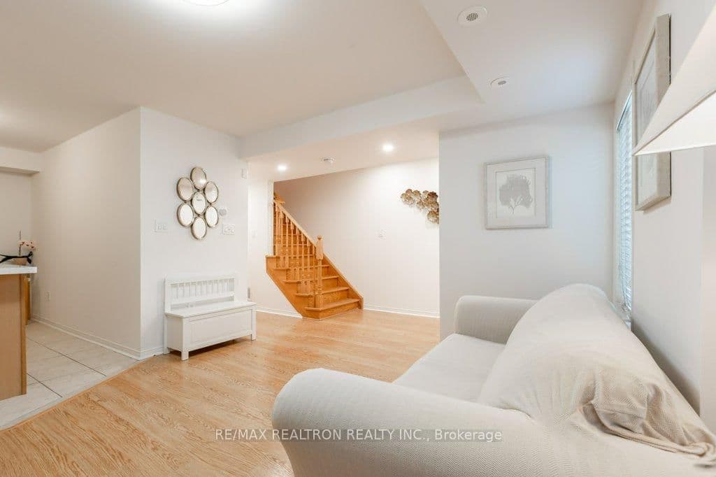 306 John Street, Unit #139 thumbnail 14