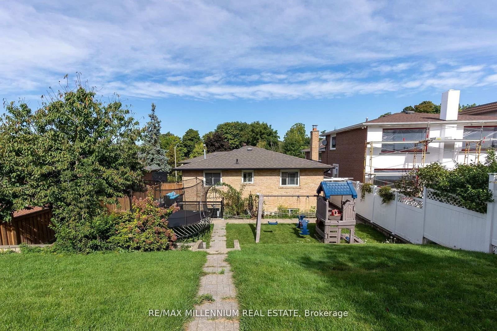 99 Willis Road, Unit Lower thumbnail 11