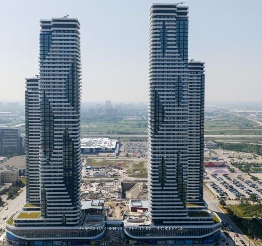 28 Interchange Way W, Unit 1701 thumbnail 2