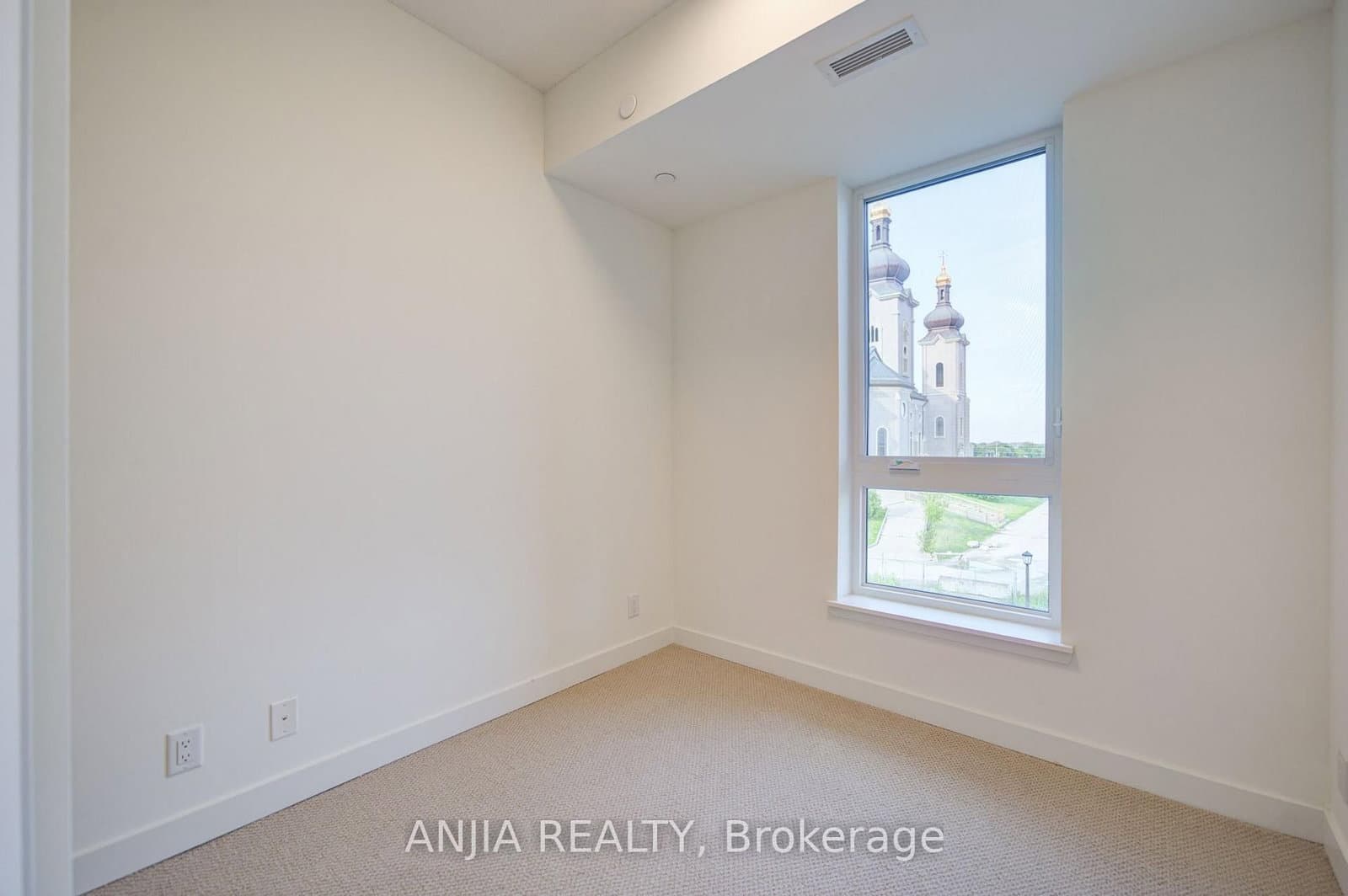 101 Cathedral High Street, Unit 303 thumbnail 21