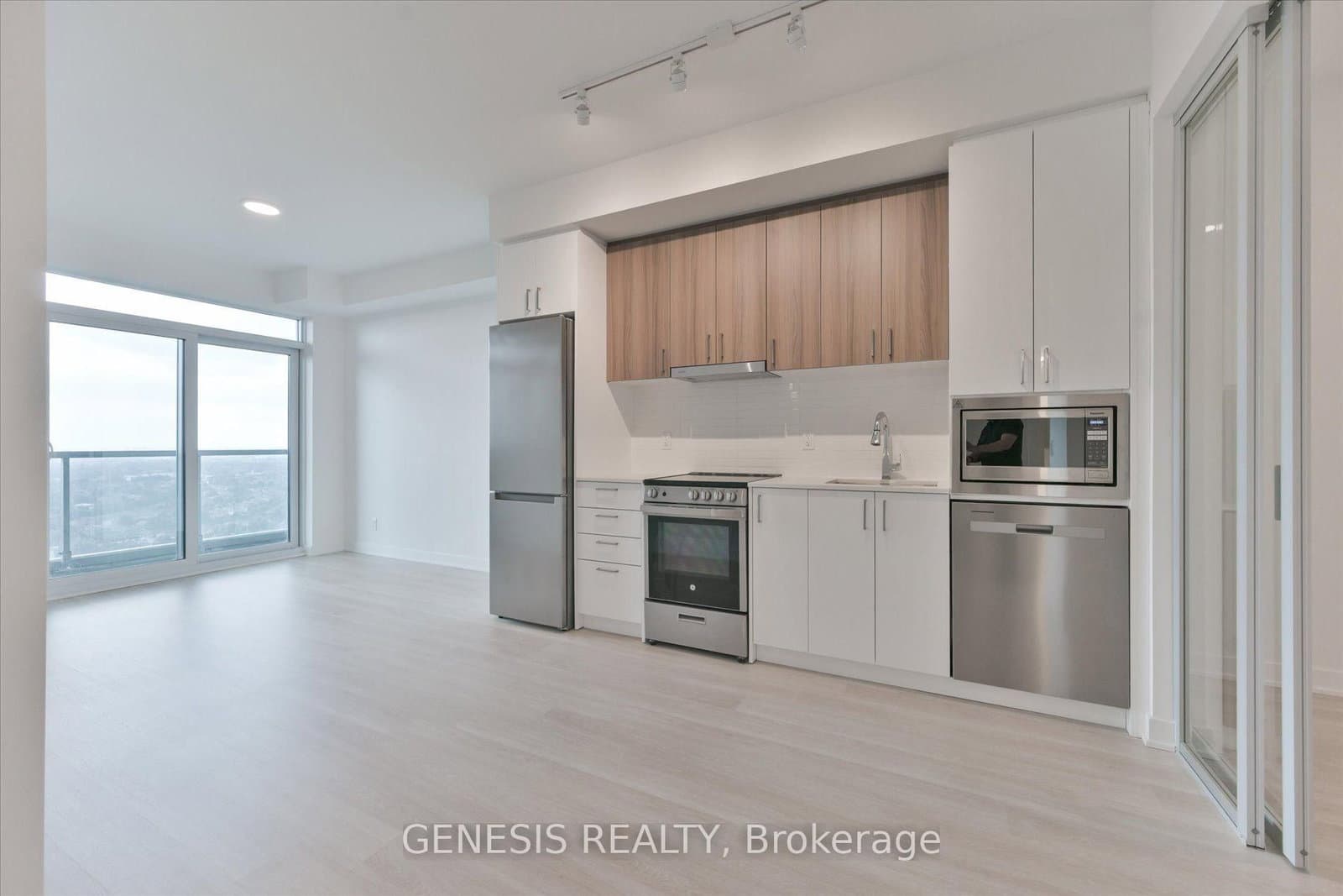 30 Upper Mall Way, Unit 2203 thumbnail 7