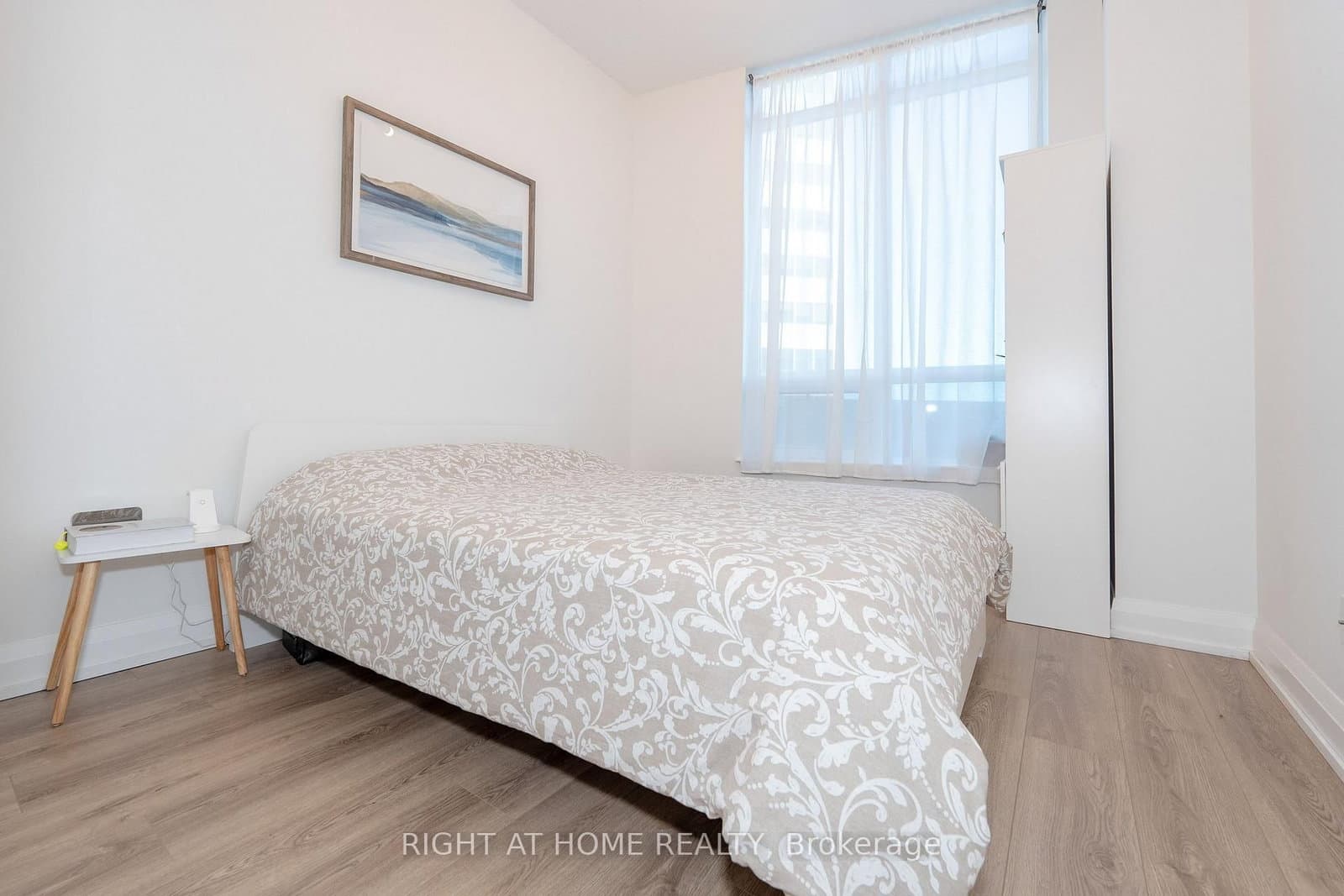 7171 Yonge Street, Unit 306 thumbnail 5