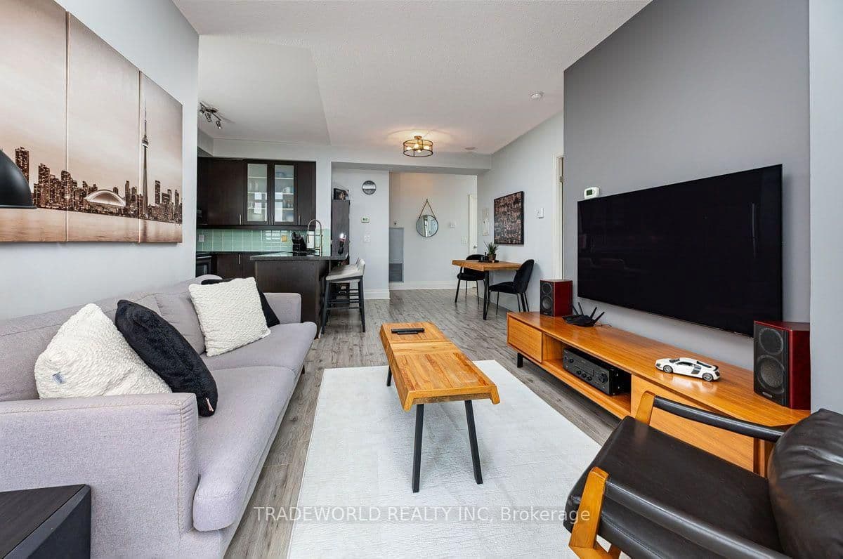 131 Upper Duke Crescent, Unit 504 thumbnail 10