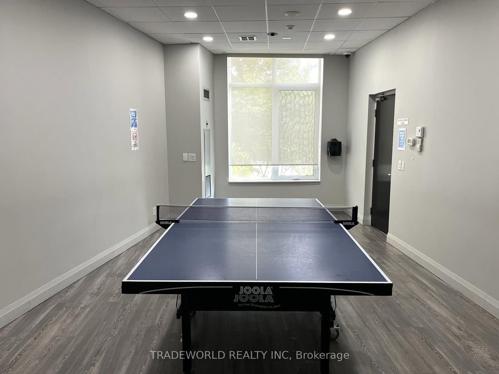 131 Upper Duke Crescent, Unit 504 thumbnail 26
