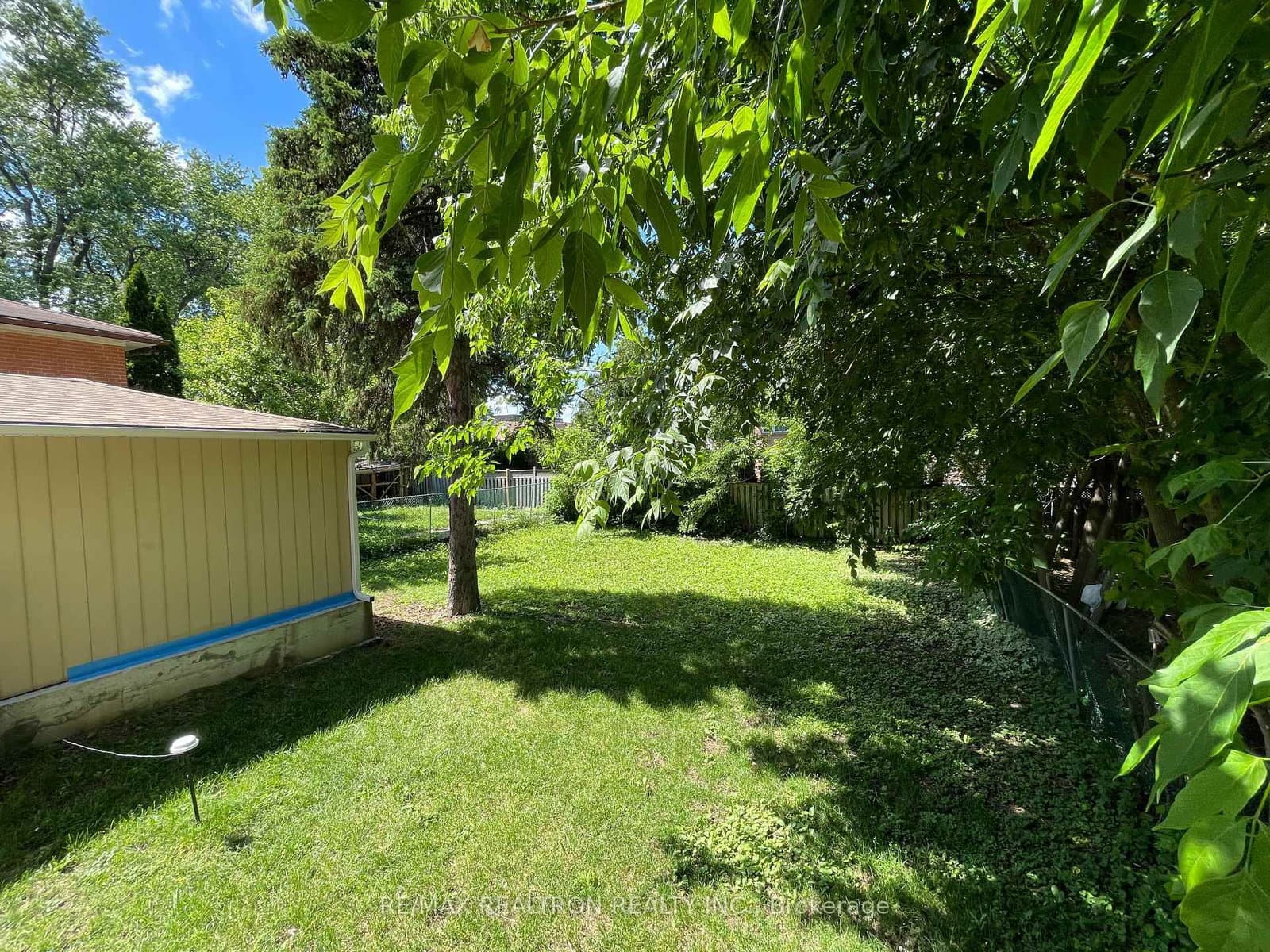 52 Glen Cameron Road thumbnail 26